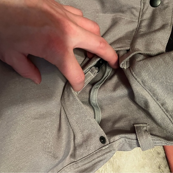 686 Silver Snow Pants only worn once! - Picture 5 of 7